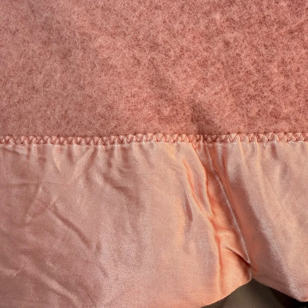 Vintage St. Marys Pink Wool Blanket Satin Trim MCM 64x74